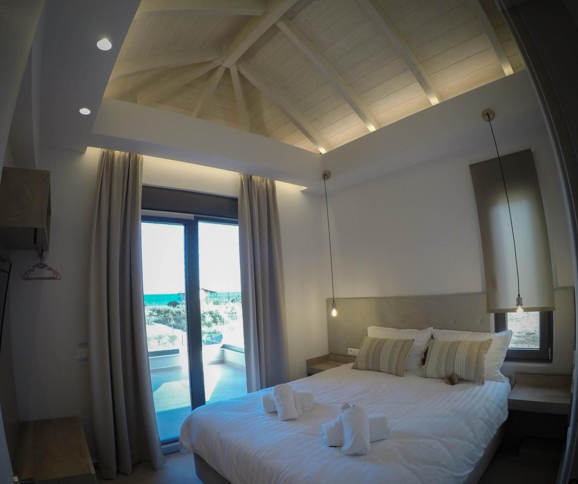 Almyres Luxurious Residences Míloi 외부 사진